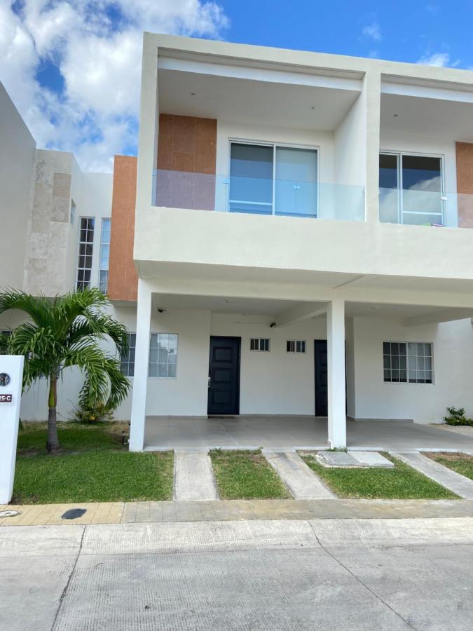 Villa Casa Rosa Smart House à Playa del Carmen Extérieur photo